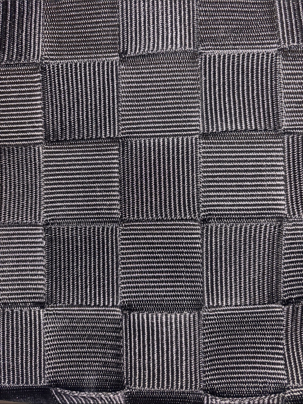 BLACK WOVEN TOTE BAMBOO STYLE HANDLES BRASS HARDWARE BLACK DRAWSTRING CLOSURE - Picture 6 of 11